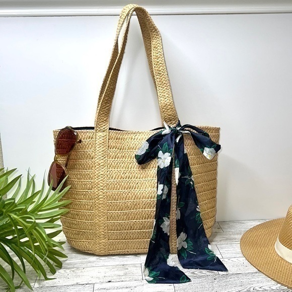 Draper James Everyday Straw Bag & Floral Scarf - Picture 1 of 16
